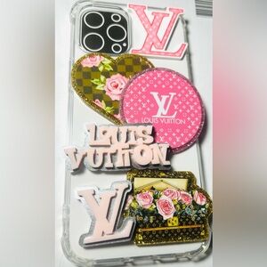 LAYOUT/SET AVAILABLE